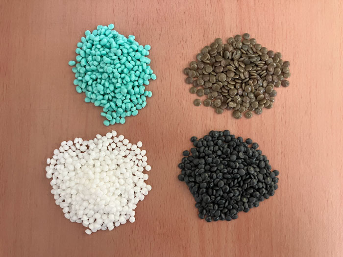 プラスチック再生ペレット